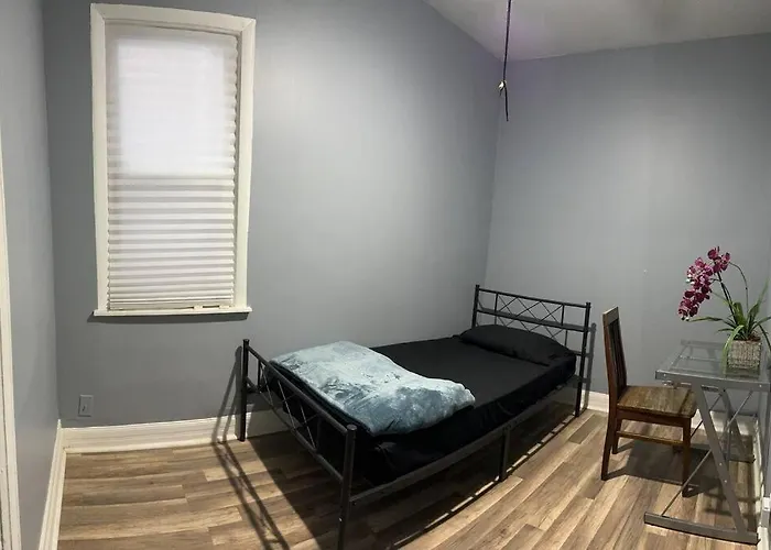 Urban Retreat 3 Bedroom Apt. Apartment Chicago